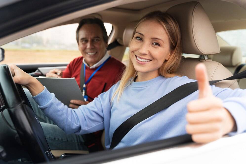 learn automatic driving lessons in wallington with BNM